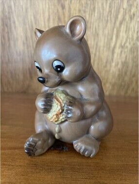 JOSEF ORIGINALS BROWN Statue CERAMIC SITTING BEAR WITH HONEY Vintage Japan